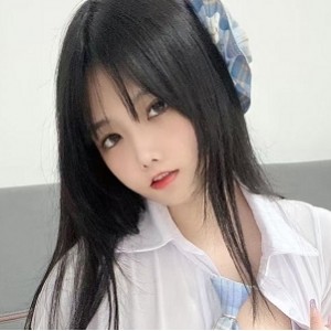 吃定你( 奶萝喵四）2.47g福利