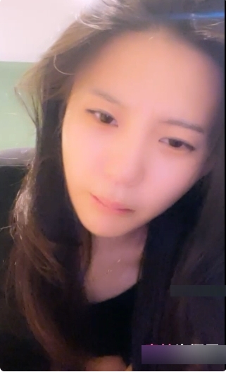 网红女主播小石头热舞，让你热血沸腾的舞蹈技巧！