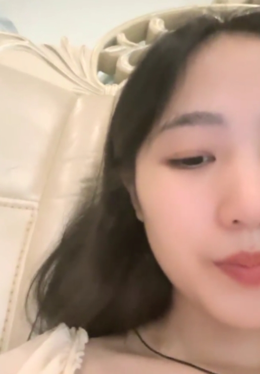 新人学生沉沦+小土软乎乎+30v16g