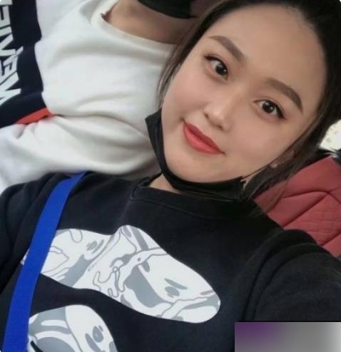 上海女白领周琳琳与健身的富商作品一部