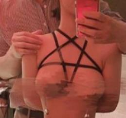 反差婊情侣泄露自拍合集