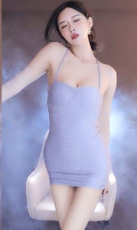 网易CC丨小恩雅+热舞+大摆锤+长安城+加特林+[1V/1G/百度云]