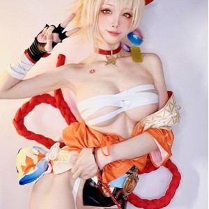 水淼aqua 近期Fantia小合集【78四人游1.2G】【百度+秒传】