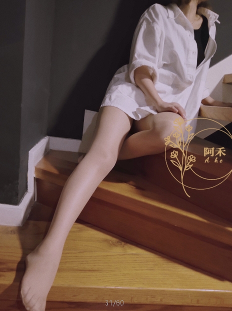 字母界女神『荟萃』带坏银戏指教小狗+展示训犬束缚[NV1G度盘]