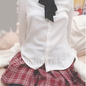 某推超人气超高颜值宝藏美女浮力姬《恶犬酱》vip资源绝版散播合集[15P1V353M]