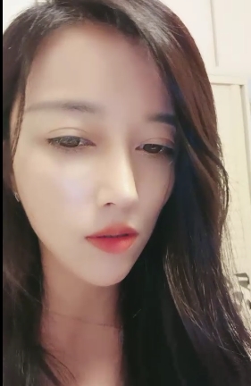 [转载搬运]+商务模特+空姐+高端+奢华咖啡小洁+跟我聊多了，你会爱上我+[1v+1.14G][百度盘]