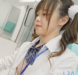 麻瓜豆豆新人女星尤莉_Yuri地铁上噼里啦