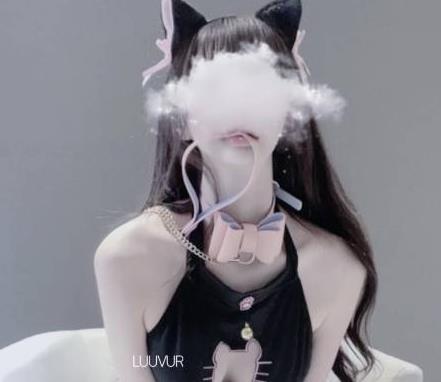 OnlyFans上流尤物反差婊MOZZI收费有尺度