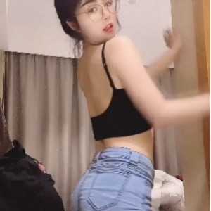 快手三位主播桃子萍萍雅玲最新作品合集