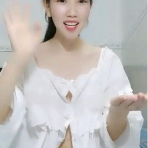 小奶猫女主播丸子丫作品两部