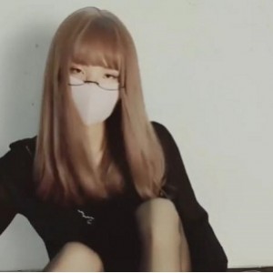 推特伪娘TSjinwanxuan1999 合集 [39V3.5G]