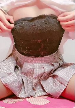 新晋福利姬@秀女美狸短视频小合集【10v++600m++35min】(原版)