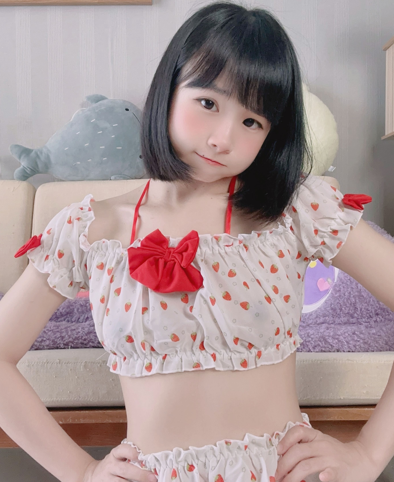 [转载搬运]+妹子loliburinof新小合集+[2三人游8V+323MB][百度盘]