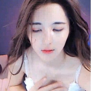 [转载搬运] 虎牙玹儿 钞票枪定制热舞合集 [24V+6g][百度盘]