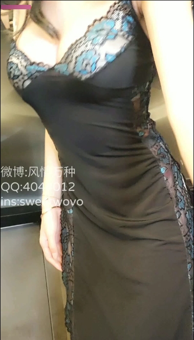 性感睡衣裙之旅：完具2三人游[2三人游+3V+599MB]