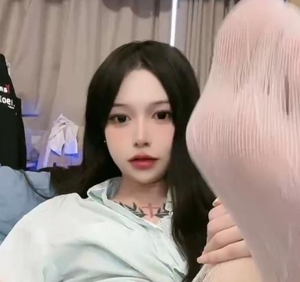 TS蓓蓓酱：比女人还要漂亮的TS，精彩视频尽收眼底
