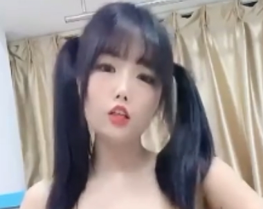 “福利姬震撼来袭!喵四付费福利81v1.7g,精彩视频尽在其中!”