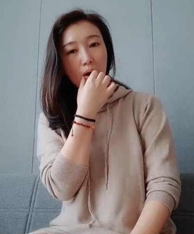 可思议的表演,让人目瞪口呆。如果你敢于挑战自己的观念,不妨点击观看这段73V1.47G的永久链接,一窥其中的奥秘。