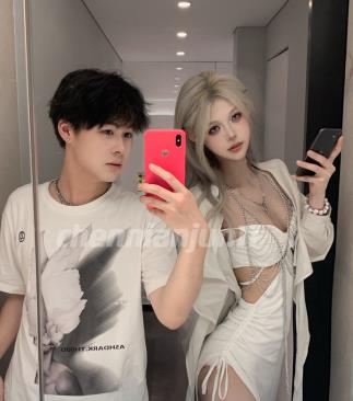 神颜网红TS-陈念君自拍资源21V-272M,露脸后花园,颜值身材在线下载