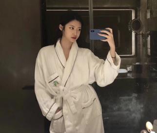 推特女炮手餐妞卿:不重样的小哥哥们约会视频,资源丰富不露脸,大小棍子换喜欢下载