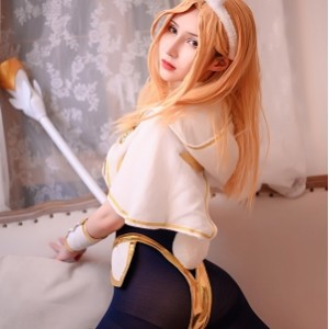 Vams子推特散图合集：黑色旗袍、兔女郎、蛇皮泳装，酒吞童子，光辉，多样风格视频下载