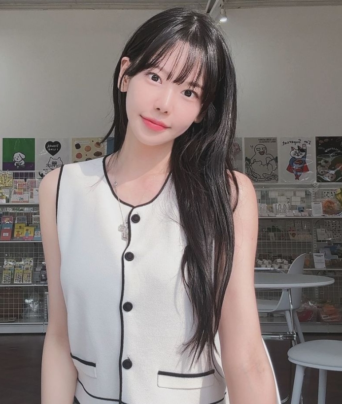 韩国网红Ki_yunjin私拍作品16.6g,百度ED2K热度爆表