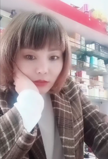 热情杂货店主肥姐的直播日常155个视频86.6G精彩互动分享