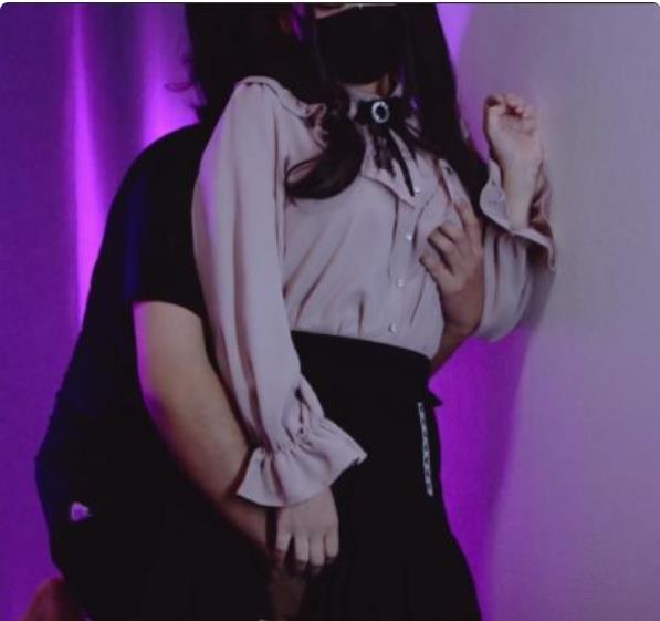 韩国地雷系女神Echiechi资源合集，43.5G精彩视频，口罩尺度作品引发强烈反响，玩具与指教内容应有尽有，尽享口味重味与神秘魅力！