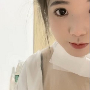 校园热点：大二妹妹宿舍直播50.4g视频，新增30v