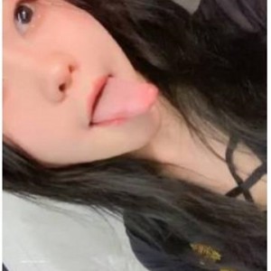 南京大学美女学生苏苏耶私房视频合集1.3G精彩内容与一对一互动体验