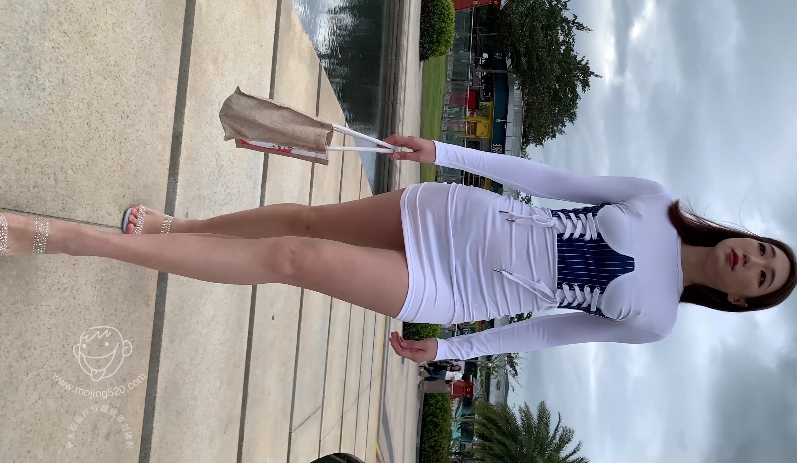 性感比基尼美女长腿翘臀视频资源，百度云分享