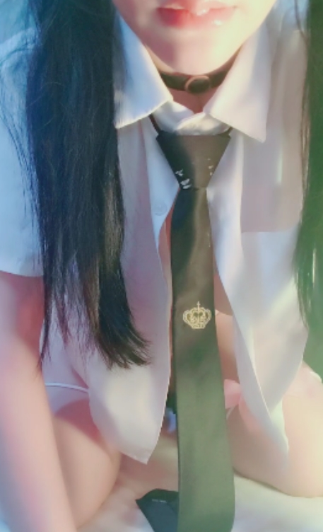 18岁粉嫩少萝一线天视频315g上下篇资源百度盘