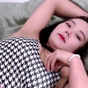 精选女友依云某处83v6.4g百度盘