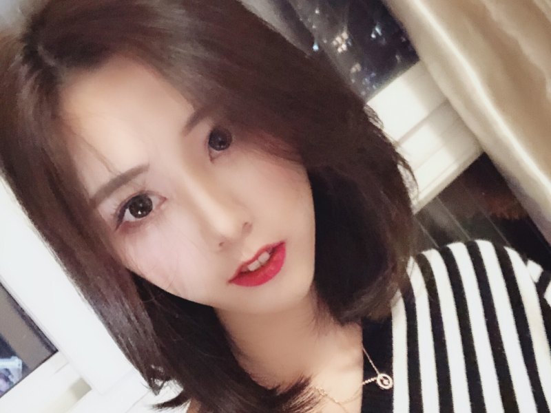 福利姬小兔牙：抖音美少女的给力作品直播