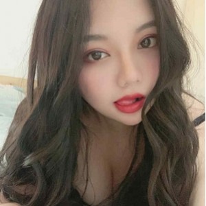 推特博主巨巨车头灯视频，肉肉胖胖美女减肥