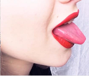 包贝尔超清拍摄用嘴口红棍子视频下载观看