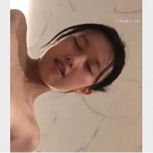 清纯学生妹高清版自拍25分钟三维拍摄无圣光男友专业摄影