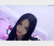 大学萌妹合集：素人学生妹自拍勾引视频11.2GB