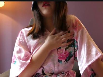 探测开发奇妙之旅:视频15-30分钟,包含子G尿、风油精挑战、扩Y器探索,B抽烟,烟嘴,烟灰缸