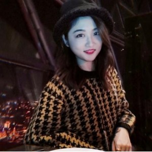 探秘阳光下的漂亮反差婊