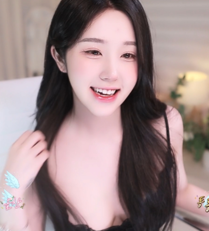 极致勾引韩国BJELI精选身材,揉球热舞,高颜值主播,19禁4.28G