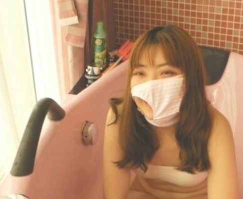 虎牙女神李小莫挑战极限！最新合集33V火爆上线