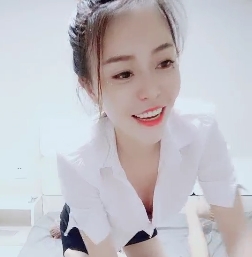 按摩师傅提供多种花样玩法，包括抓龙筋、玩D等服务，quan+tao+fu+wu，体外送，度盘。