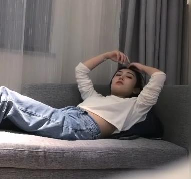 校园学生美女自拍合集3V-1.3G