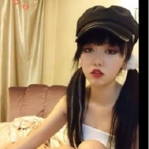 用脚女王美腿教育合集自拍高跟鞋JK空姐服装姬声音S播放时长服装换换