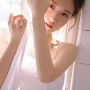 清新弄净的仙姬小姐姐A失眠R资源合集，2G视频大小，透明装丝袜穿搭，推特人设绅士必收！