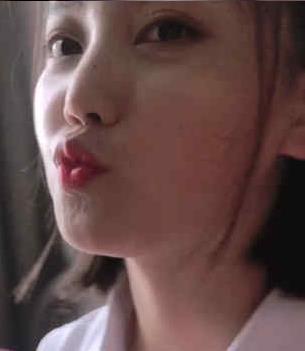 依云小姐姐演技斗士，日常合集视频数量惊人