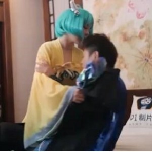 王者荣耀穿越：蔡文姬被移魂da，fa1V，417M