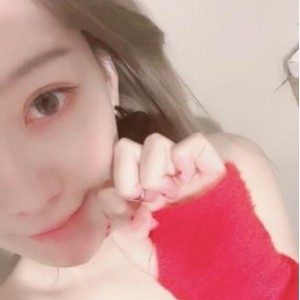 超级白皙粉嫩妹子皮肤柰头更新资源4V七彩女神軍閥太太视频美颜下载