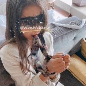 S级身材反差女神Wisteriawon：心跳资源颜值身材全都有，只差一个面具